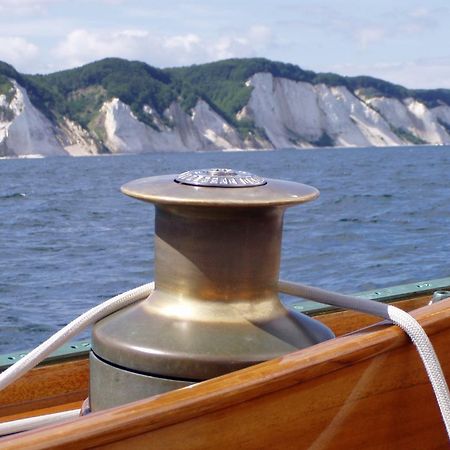 Staysail Стай Екстериор снимка